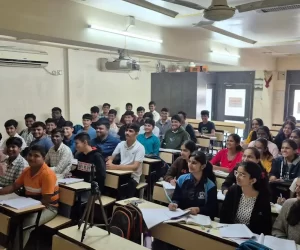 batch-classroom-active batch-classroom-active